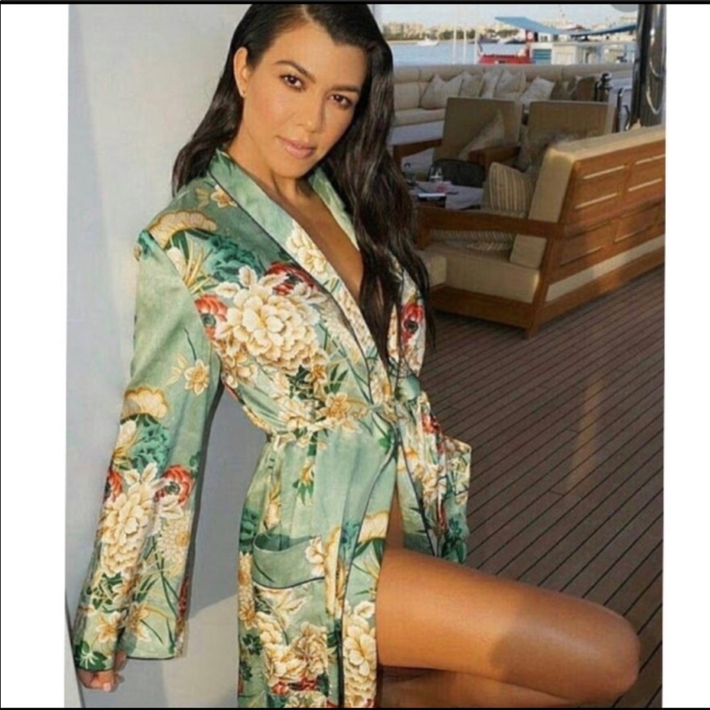 ❌SOLD❌ ZARA KIMONO! RARE BRAND NEW NEVER BEEN WORN